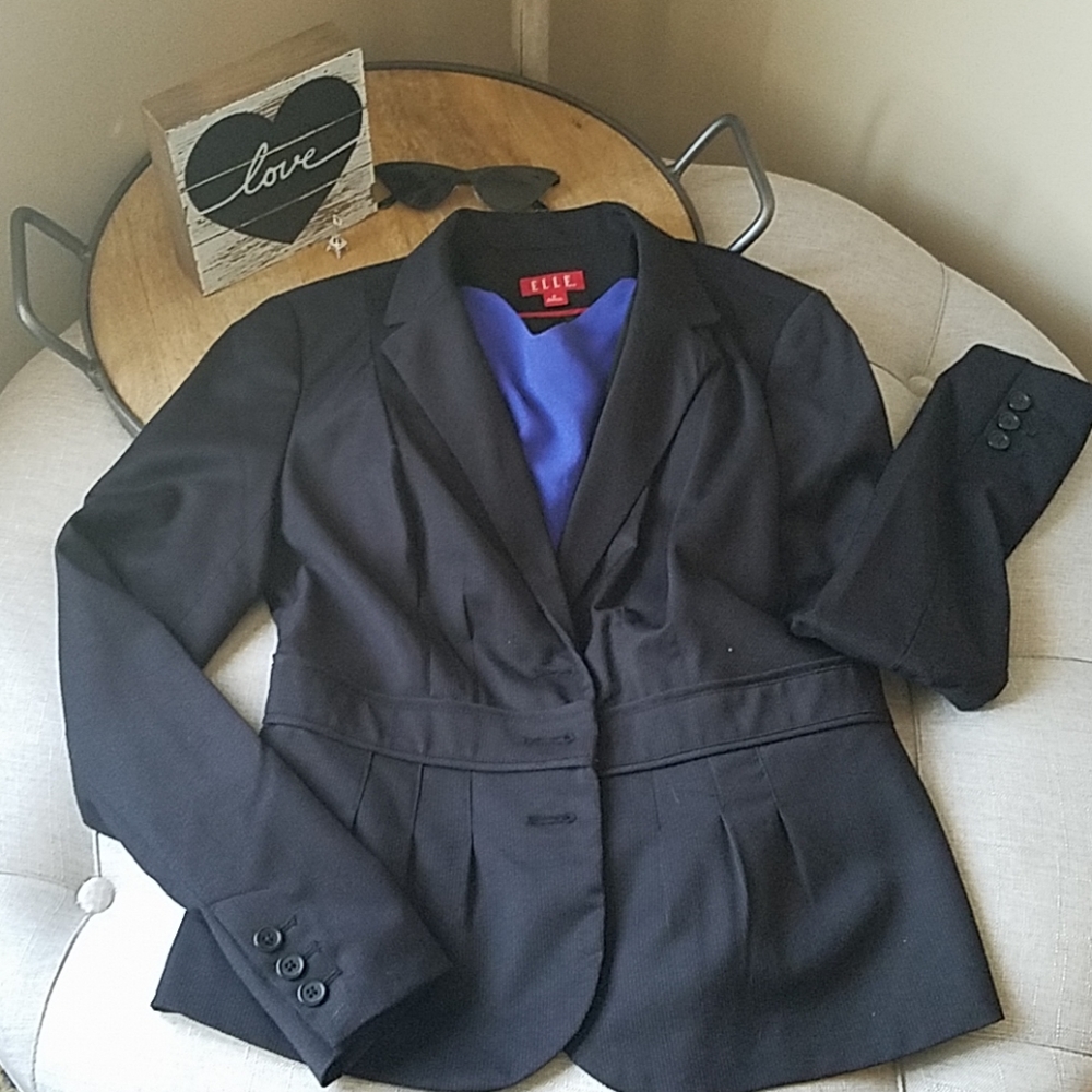 NWT Elle blazer